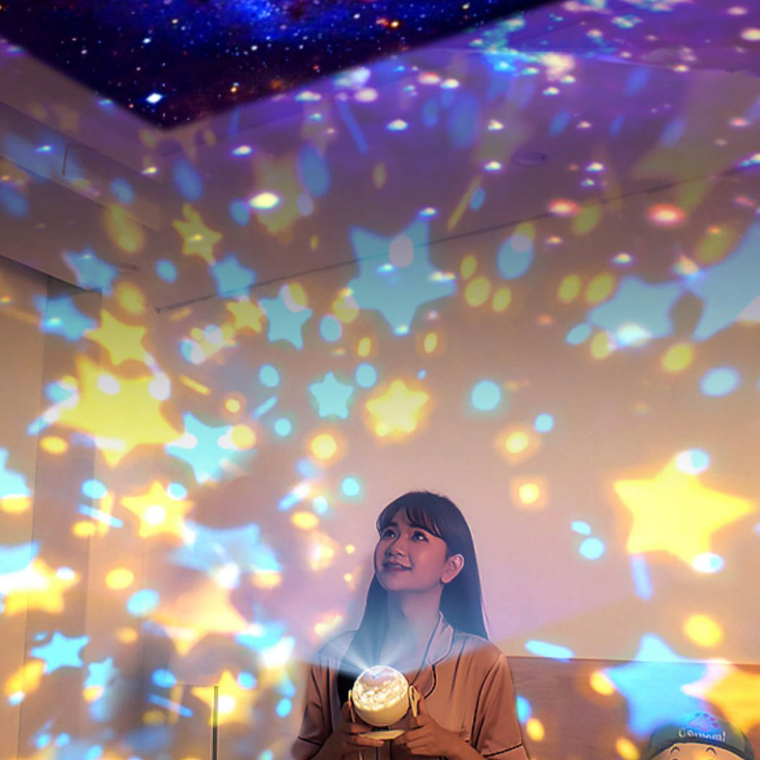 お部屋が夜空になるミニプラネタリウム「FOCUSING PROJECTION LAMP